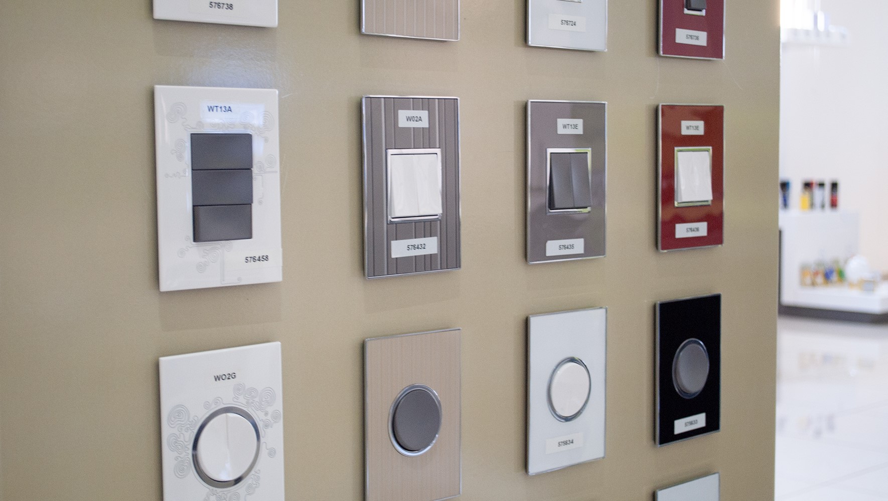 Appliances, Home Lighting, Electrical Supplies, Fridges, Built in Ovens,  Microwaves, Washing Machine, Tumble Dryer, Home Decorations